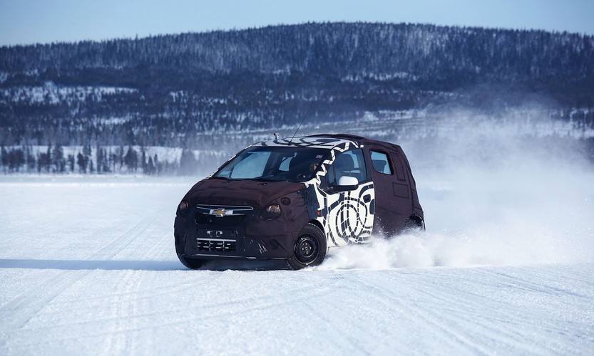 Spark trafi do salonów sprzedaży Chevroleta w Europie w pierwszym kwartale 2010 roku. Wtedy także trzeba do wyglądać w Polsce - spokojnie tego auta nie da się przegapić…