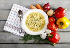 To Ewa Wachowicz dodaje do rosołu. To bardzo znany owoc