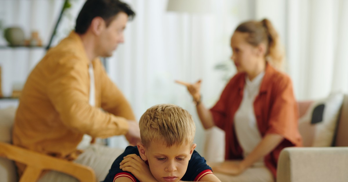 Więcej czasu z tatą. Nowe przepisy mają zmienić podejście do ról rodzicielskich po rozwodzie