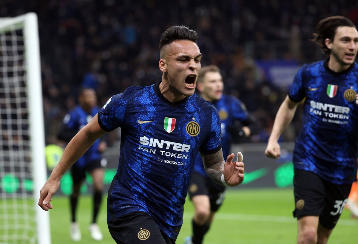 Radość Lautaro Martineza po golu przeciwko Salernitanie
