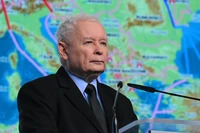 Jarosław Kaczyński żyje przeszłością. Lekceważy poważne zagrożenie