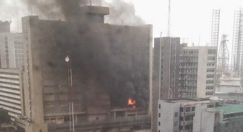 Fire destroys bank’s building in Lagos