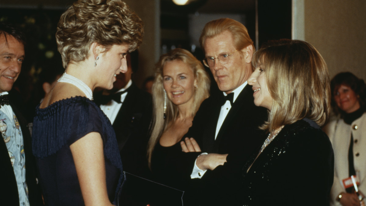 Książę Karol, nim poznał Dianę Spencer, był zafascynowany Barbrą Streisand