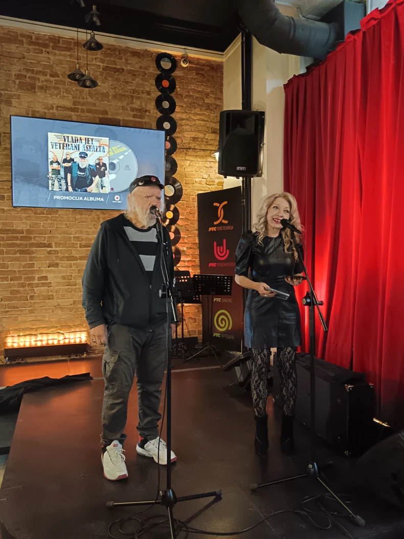 Vlada Džet na promociji albuma