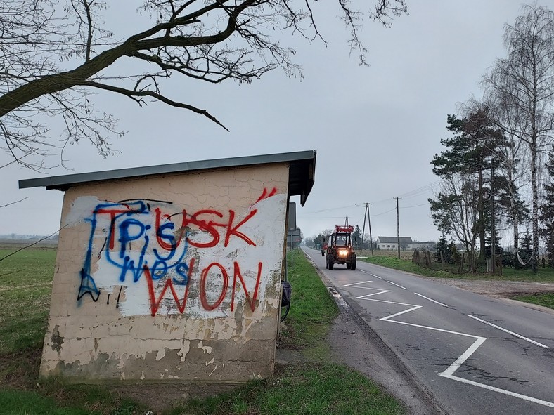 Miejsce, z którego mieszkańcy Orzeżyna podróżują autobusami do Błaszek – czyli do siedziby swojej gminy