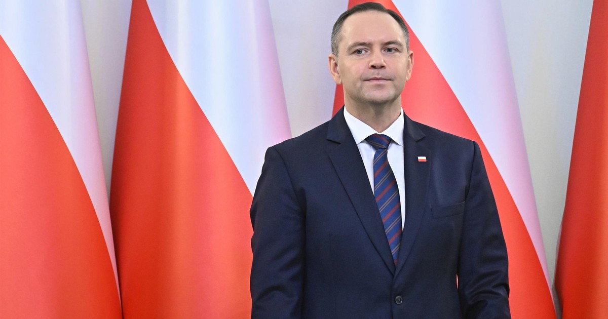 Marsz Niepodległości z udziałem Nawrockiego. Prezydent zaskoczył tłumaczeniem