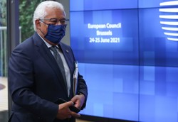 Największe od lutego nasilenie liczby zakażeń. Winny wariant Delta