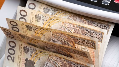 symbol upokorzenia niepełnosprawnych, a nie zasiłek dla umiarkowanych. 1 mln polaków co miesiąc ma ironię w oczach