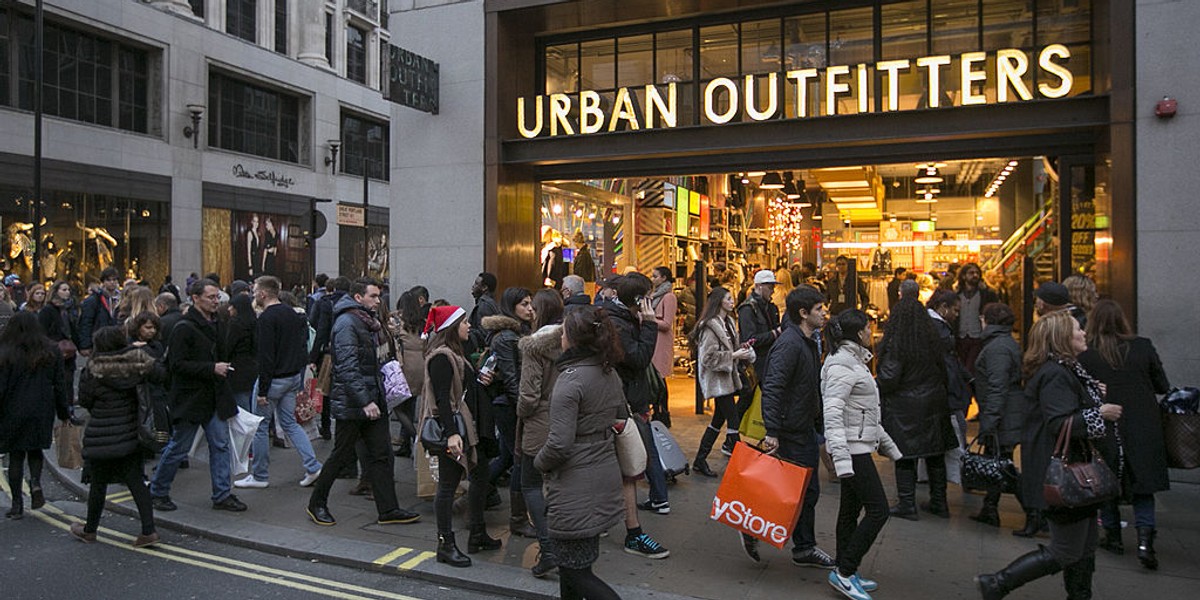  Urban Outfitters na Starym Kontynencie ma sklepy tylko w największych metropoliach, m.in. w Londynie, Berlinie, Barcelonie, Amsterdamie czy Mediolanie. Teraz dołączy do nich Warszawa.