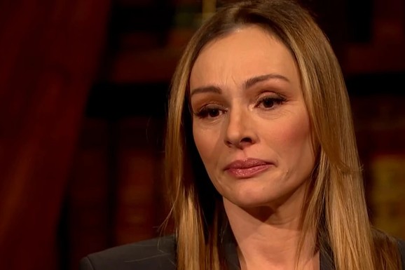 "SAMA SAM ODGAJILA DECU" Anabela iznela detalje braka sa Gagijem i razlog zbog kojeg se razvela: "Bolje što nije bio tu, devojčice su patile sa mnom"