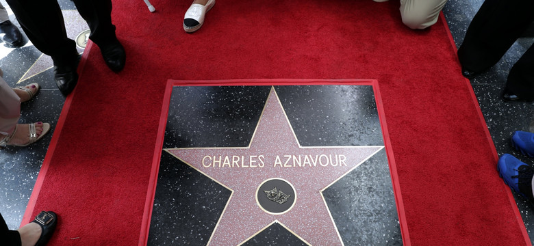 Sprzedał 180 mlionów płyt. Charles Aznavour ma swe miejsce w hollywoodzkiej Alej Sław