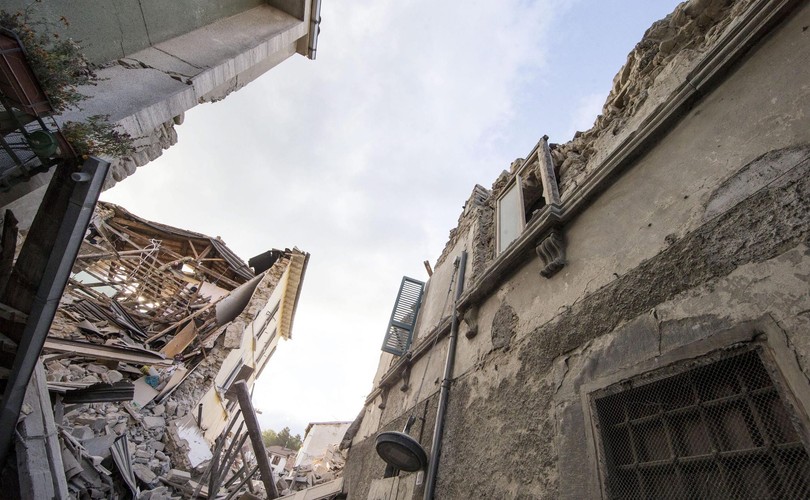 Trzęsienie ziemi we Włoszech