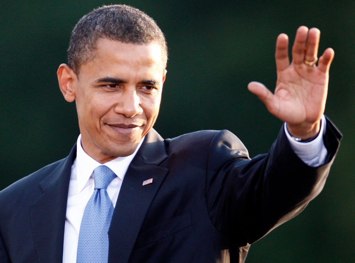 Przylatuje Obama. Lotnisko Chopina pracuje normalnie