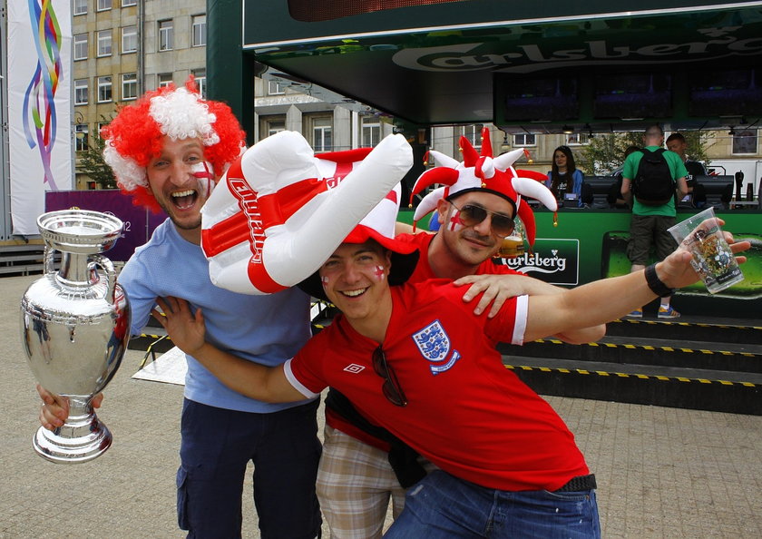 Brytyjscy chuligani bez przeszkód mogą jechać na EURO 2016