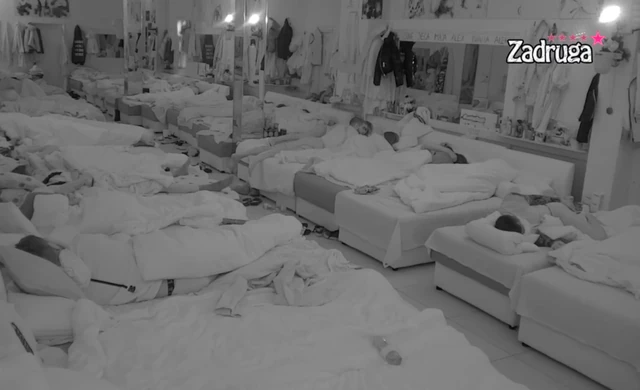 PROCUREO INTIMNI SNIMAK! Bivša zadrugarka osuđena zbog Only fens profila, a sada SVE IZAŠLO U JAVNOST: "ZARADA ME JE MOTIVISALA"