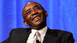 Why is Zimbabwean billionaire Strive Masiyiwa stepping down as Econet Chairman, and what's next for him?