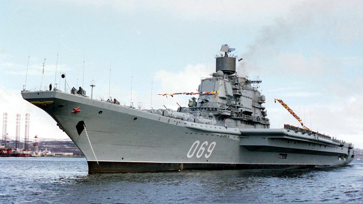 Rosyjskie okręty u brzegów Portugalii. Groźny cel