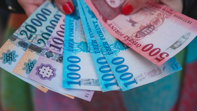 Ön kérne anyagi segítséget valamelyik ismert magyar milliárdostól? - szavazás