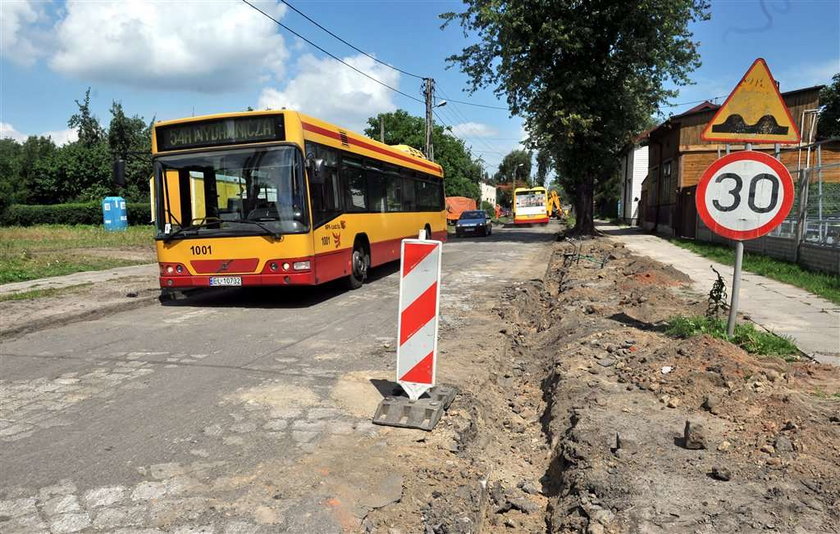 Pasażerowie i kierowcy! Uważajcie na utrudnienia