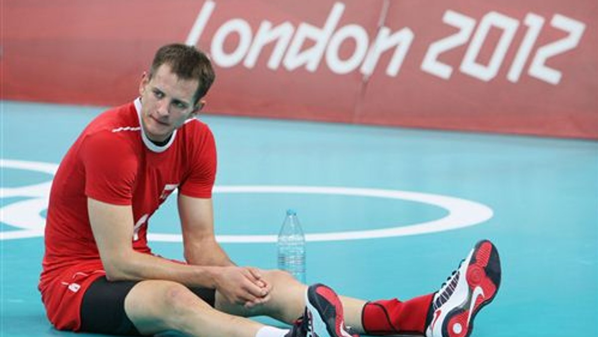 Reprezentacja Polski przegrała w ćwierćfinale turnieju olimpijskiego siatkarzy z Rosją 0:3 i odpadła z dalszej rywalizacji. Po meczu jeden z liderów Biało-Czerwonych, Bartosz Kurek, na antenie TVN24 stwierdził, że Polska przegrała przede wszystkim mecze z Bułgarią i Australią.