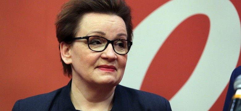 Reforma jednak wytnie nauczycieli. "To, co już wiemy, zadaje kłam twierdzeniom minister Zalewskiej"