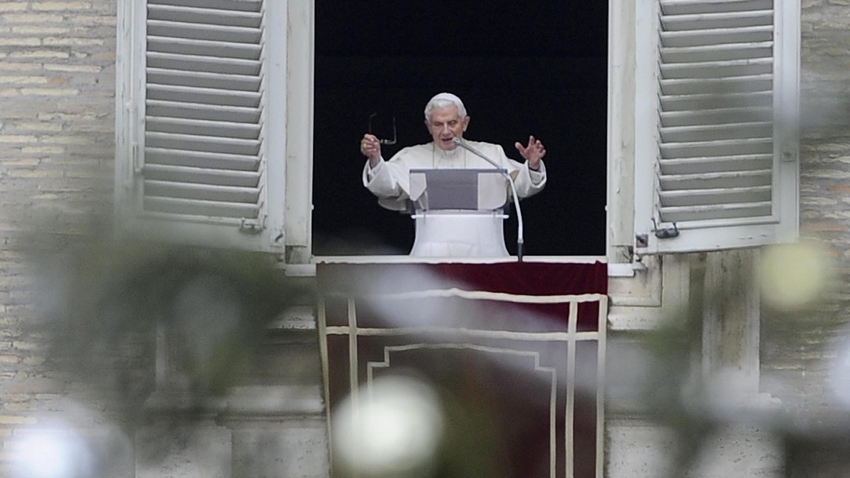 W obchodzoną w drugi dzień świąt Bożego Narodzenia uroczystość św. Szczepana, pierwszego męczennika Kościoła, Benedykt XVI powiedział, że jest on wzorem dla wszystkich, którzy chcą służyć nowej ewangelizacji.