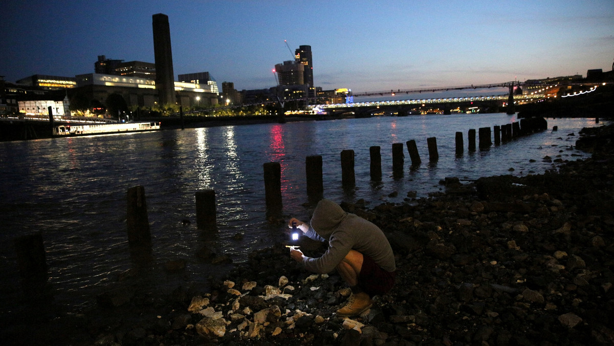 The Wider Image: Searching for history along the Thames