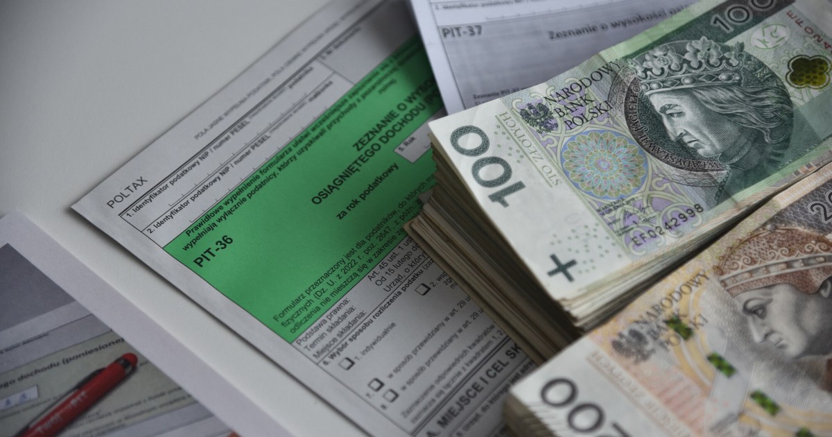 Polacy o podatkach. Połowa badanych dopuszcza łamanie prawa [SONDAŻ]
