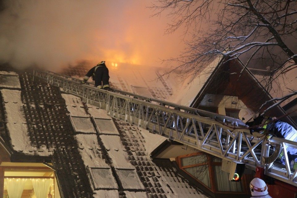 ZAKOPANE HOTEL BELVEDERE POŻAR (akcja gaszenia pożaru)