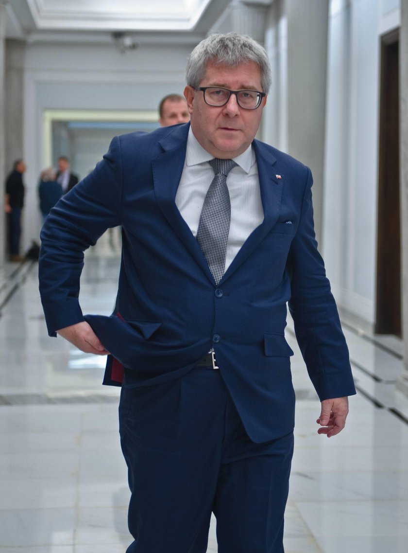 Ryszard Czarnecki o niekorzystnym dla PiS sondażu