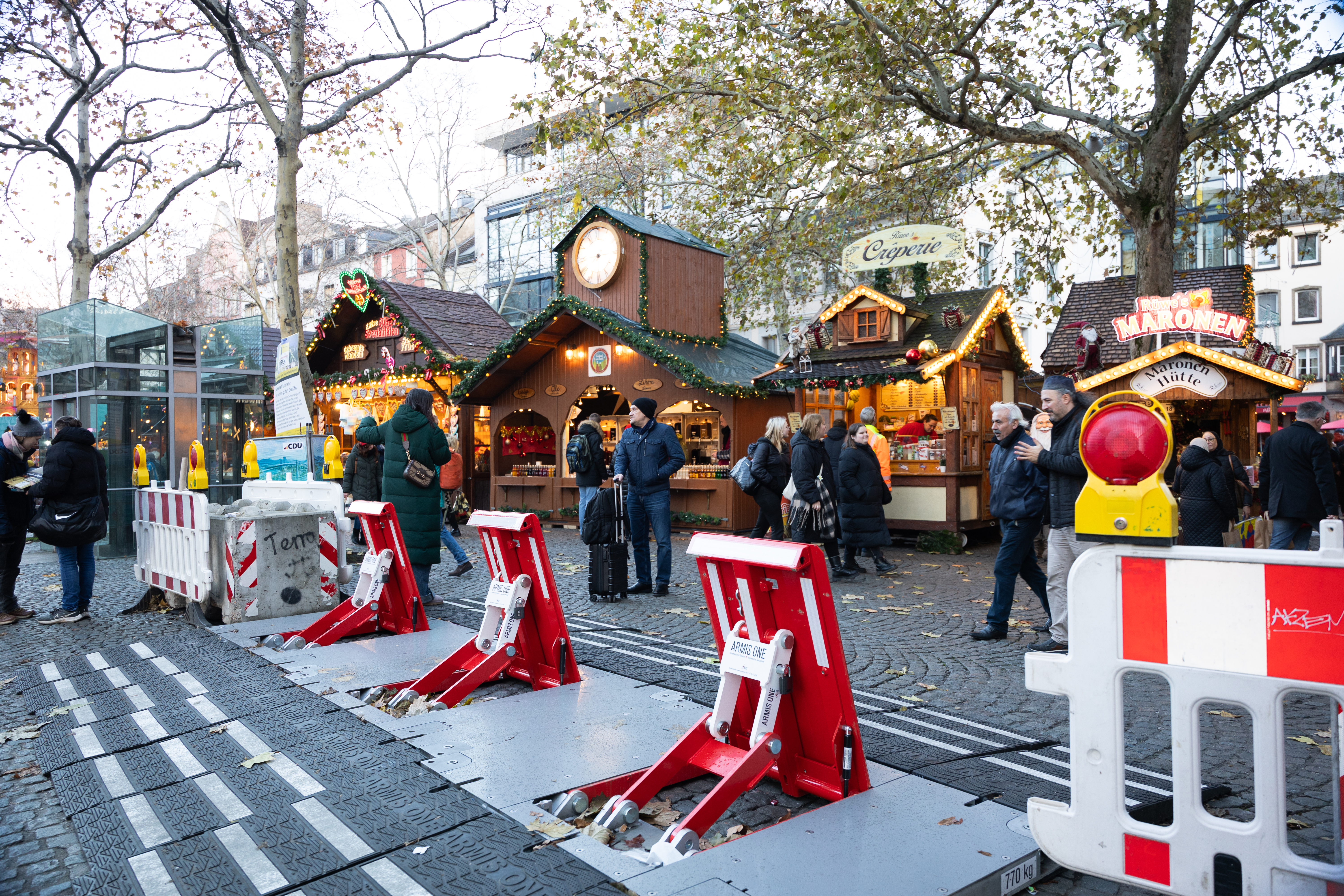 2 Terroranschläge auf Weihnachtsmärkte vereitelt - einer in Magdeburg