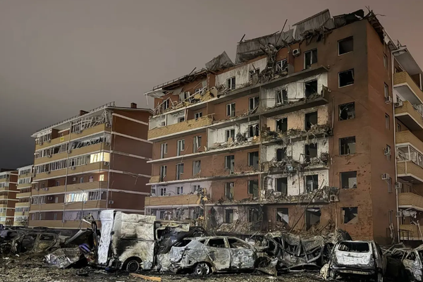 Srbija, Rusija, Kombo