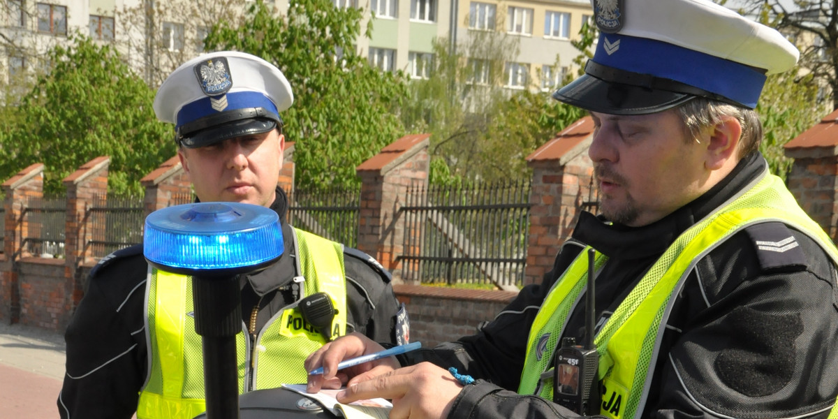 Na tych ulicach stołeczni policjanci będą łapać piratów drogowych