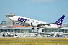 Tanie loty z Warszawy do Malagi. LOT chce rzucić wyzwanie WizzAirowi i Ryanairowi