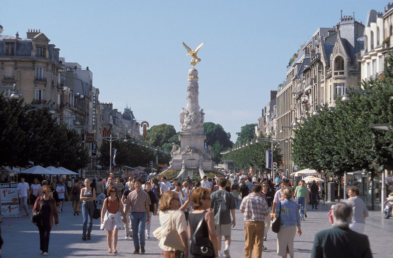 Reims, place Drouet