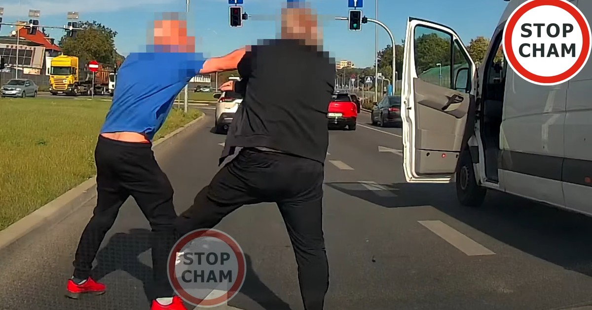 Szokujące sceny na światłach w Szczecinie. Nagranie niesie się po sieci