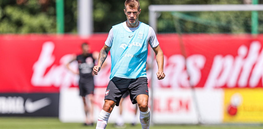 Zdobył dwa trofea w tym sezonie i walczy o miejsce w jedenastce kadry. Szymańskiemu sił nie brakuje