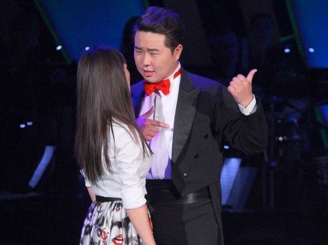 Bilguun Aribataar i Janja Lesar