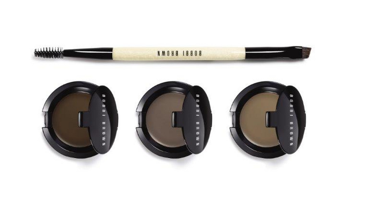 Bobbi Brown prezentuje nową serię Long-Wear Eye Collection, którą tworzą bestsellery oraz całkowicie świeże propozycje, za sprawą których uzyskasz piękny, długotrwały make-up oczu - idealny na lato! W kolekcji znajdziemy: żel-wosk do brwi LONG-WEAR BROW GEL, szczoteczkę dwa w jednym DUAL-ENDED BROW DEFINER/GROOMER BRUSH, cień do powiek LONG-WEAR CREAM SHADOW STICK, EYELINER LONG-WEAR GEL.