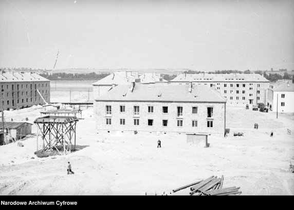 Budowa zakładów przemysłowych i osiedla mieszkaniowego Nowa Huta  - rok 1950