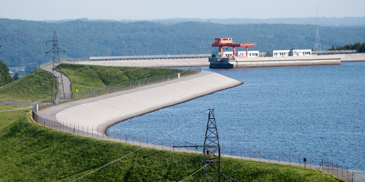Elektrownia wodna Żarnowiec, należąca do PGE Energia Odnawialna.