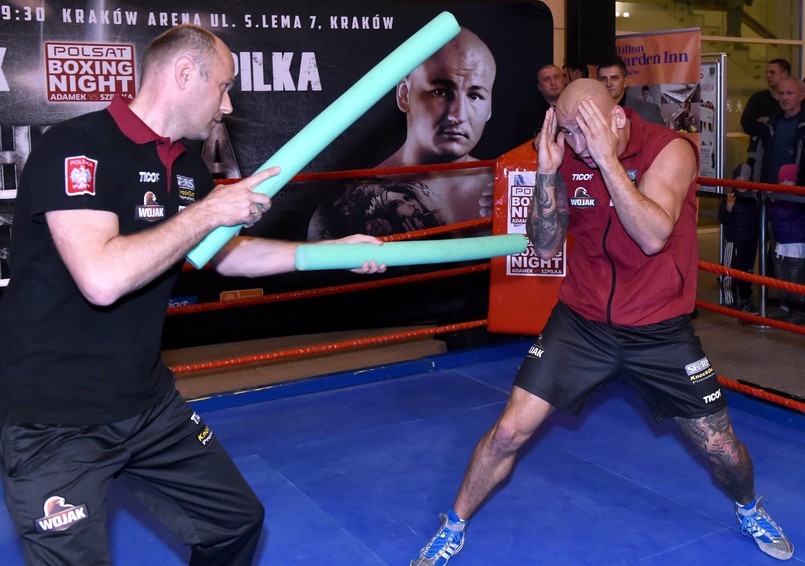 Artur Szpilka i Tomasz Adamek gotowi do walki. ZDJĘCIA