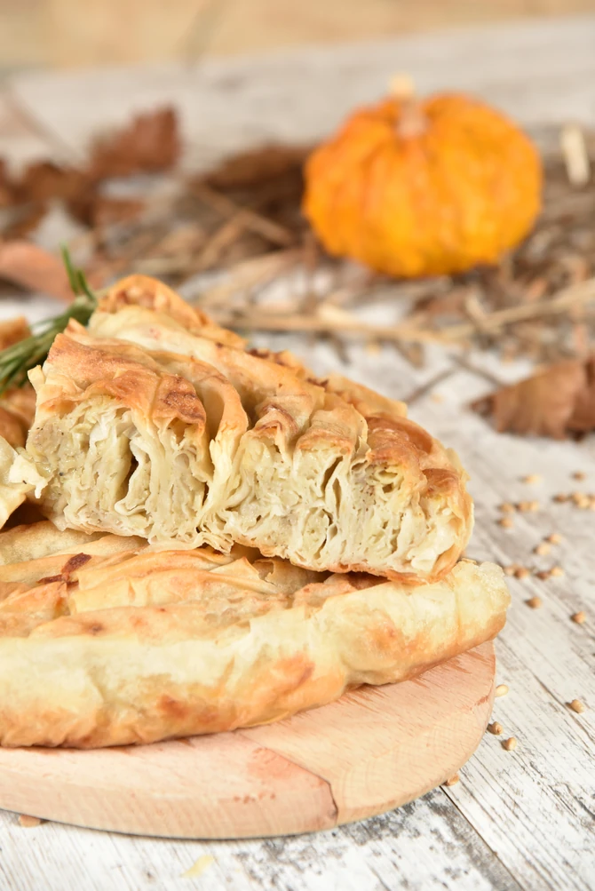 Posna krompiruša s ajvarom