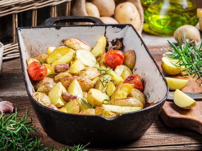 Recept za najbolji pečeni krompir Džejmija Olivera