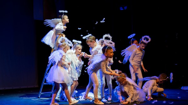 Aniołkowe granie w Teatrze Lalek  