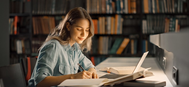 Jak zarządzić studiami, aby odnieść sukces edukacyjny