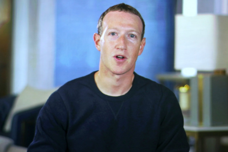 Mark Zuckerberg na konferencji "Into the Metaverse: Creators, Commerce and Connection", 2022 r.