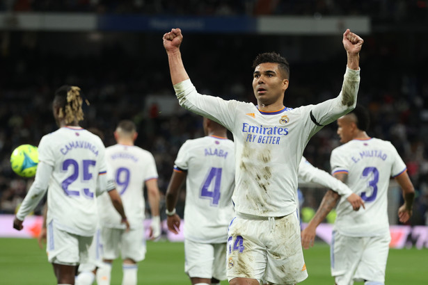 Radość piłkarza Realu Madryt Casemiro po strzeleniu gola w meczu przeciwko Getafe