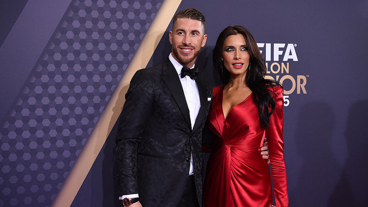 Sergio Ramos i Pilar Rubio są w związku od kilku lat. W hiszpańskich mediach uchodzą za jedną z najbardziej zgodnych par w świecie gwiazd. O tym, że mimo upływu lat uczucie między nimi wciąż nie wygasło, możemy przekonać się dzięki romantycznej fotografii, którą na swoim profilu na Instagramie opublikował piłkarz Realu Madryt.