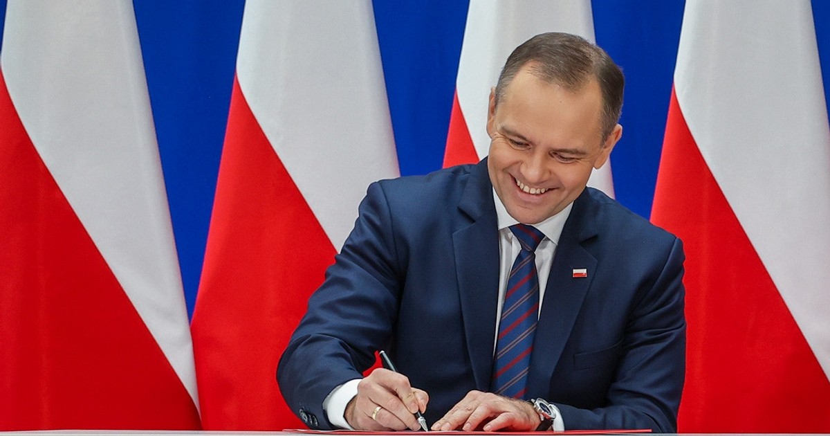 100 dni Nawrockiego. Co naprawdę zrobił nowy prezydent? Sprawdzamy jego obietnice